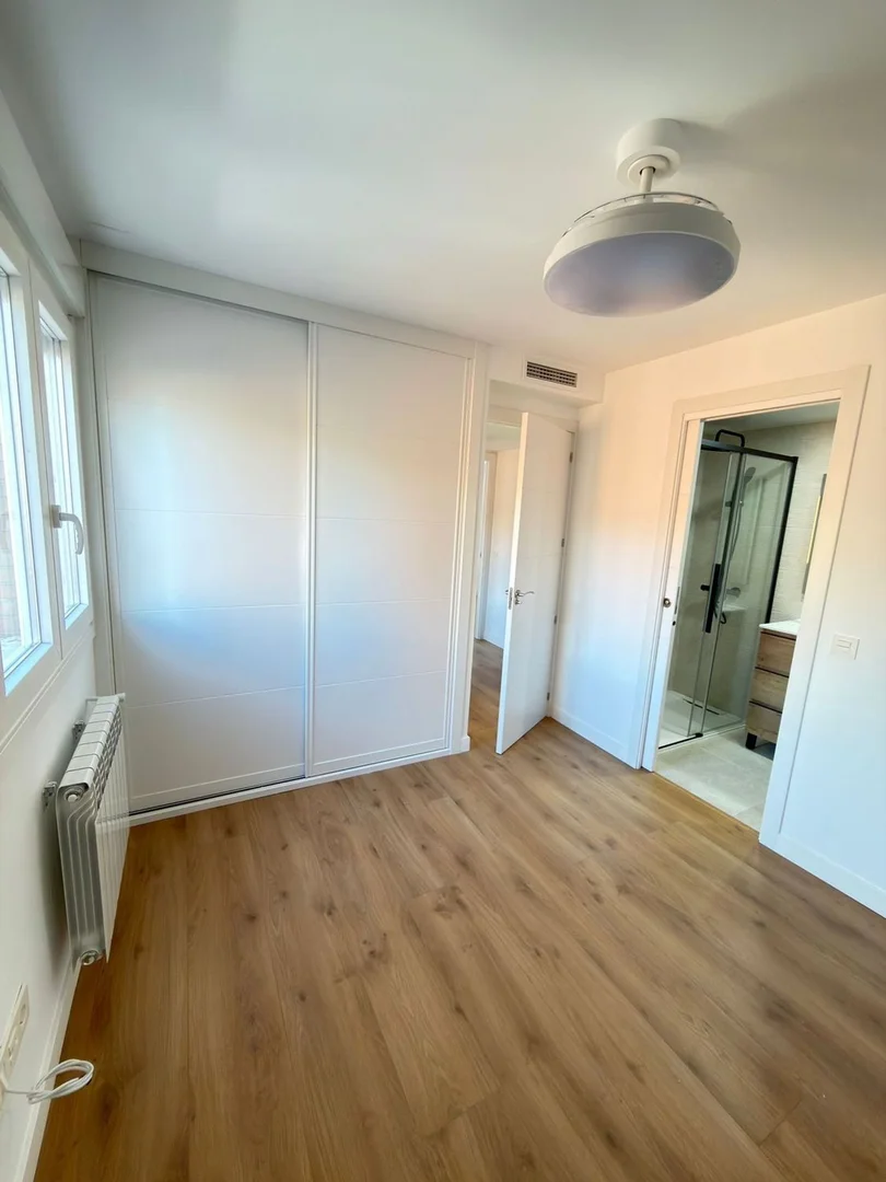 Piso en avenida de Cantabria, 11 - Foto 3