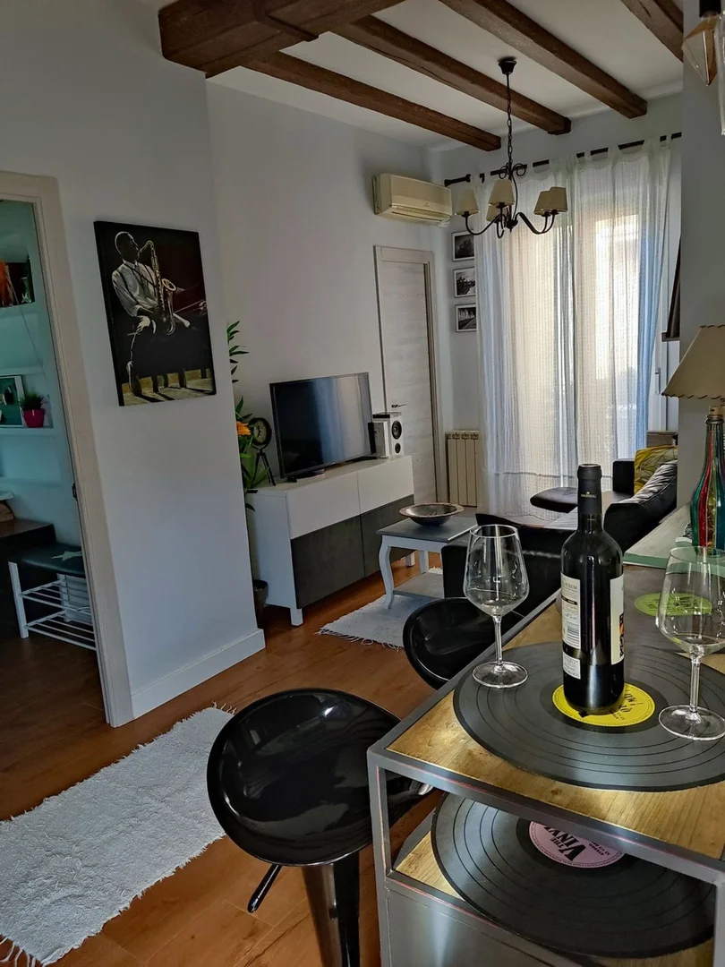 Piso en calle de Doña Berenguela, 19 - Foto 5