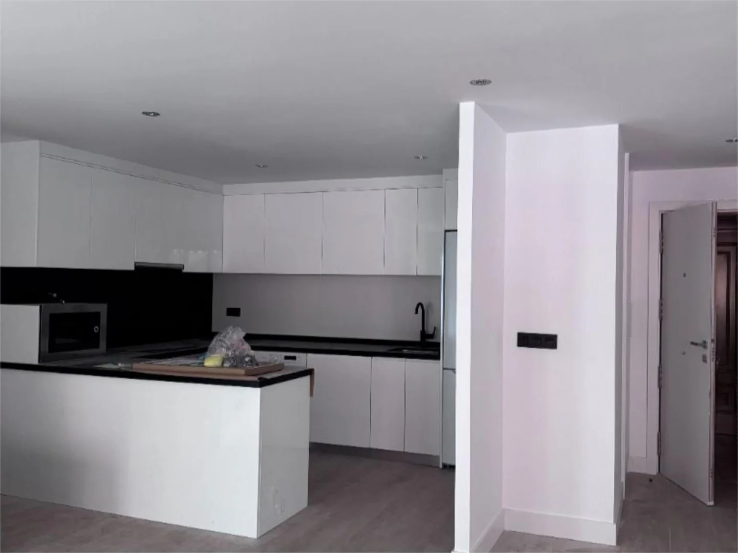 Piso en  Calle de Pedro Rico 27 - Foto 2