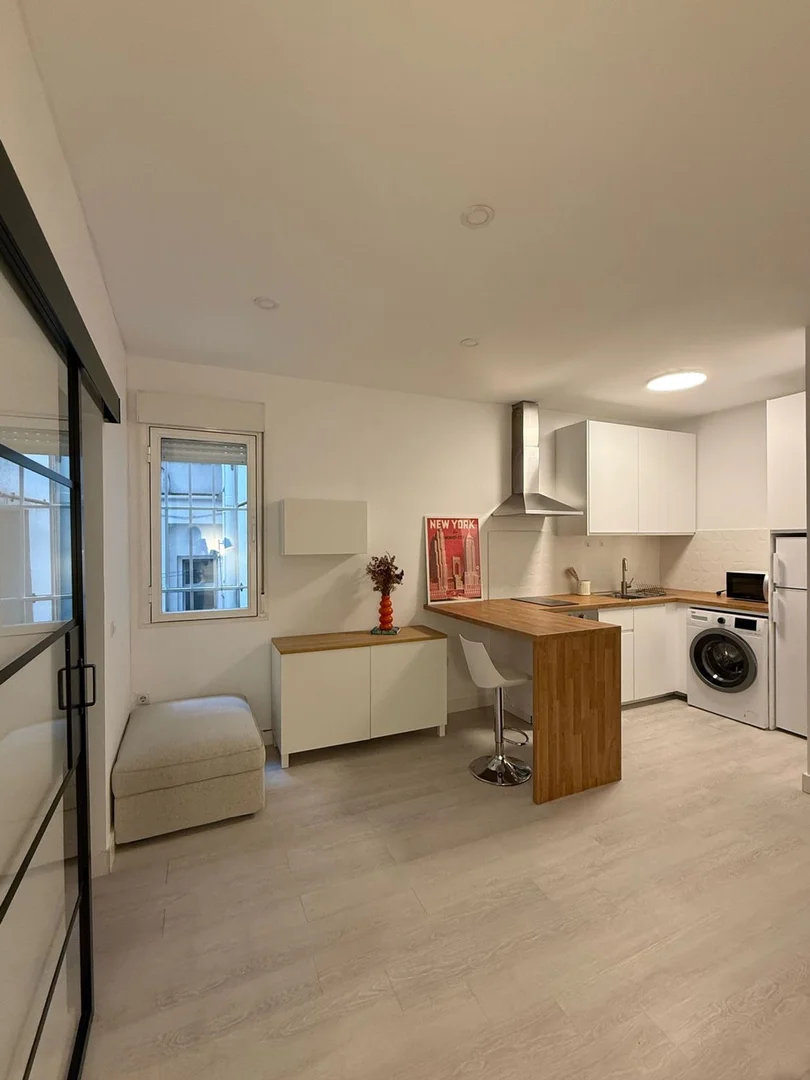 Piso en calle de Sebastián Elcano, 17 - Foto 2