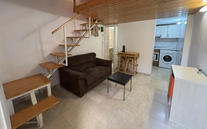 Dúplex en Calle de Castilla, Bellas Vistas - Foto 1