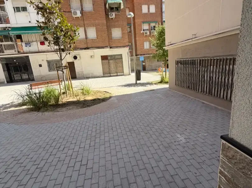 Piso en  Calle de San Claudio 33 - Foto 4