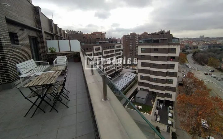 Ático en Calle de Carlos y Guillermo Fernández Shaw, Adelfas - Foto 9