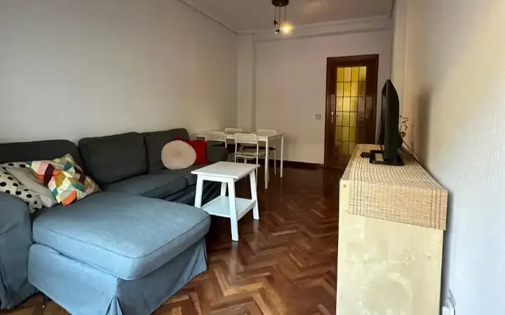 Piso en  Calle de Martín de los Heros 43 - Foto 2