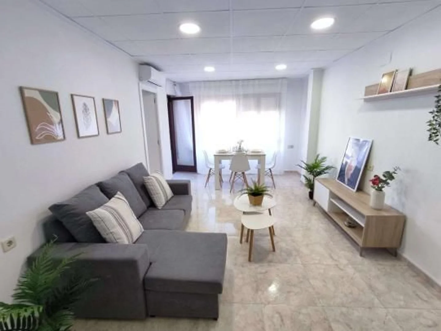 Piso en calle Matachel, 13 - Foto 1