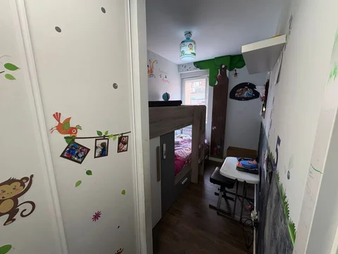 Piso en Barrio Valdezarza - Foto 3