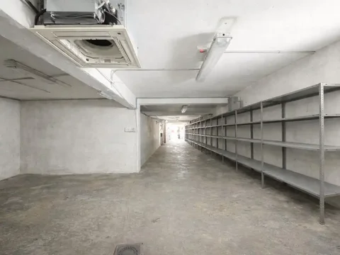 Local comercial en  Calle Mamerto López 10 - Foto 30