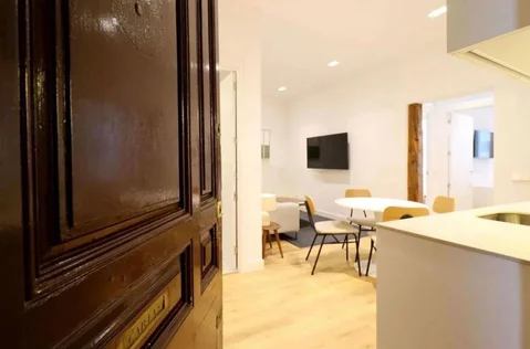 Piso en calle de Hortaleza, 26 - Foto 1