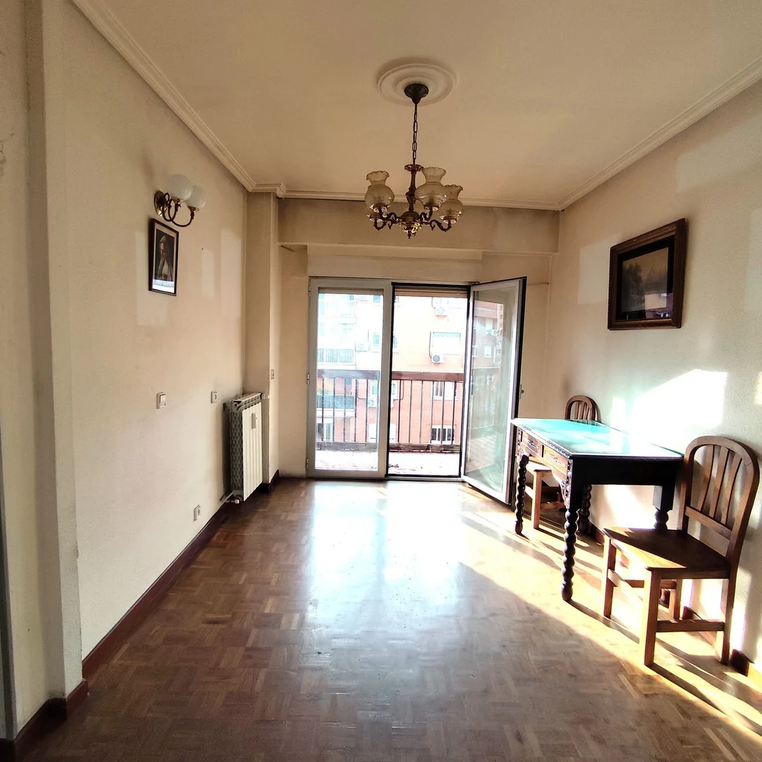 Piso en Calle de Jacinto Verdaguer, 26, Opañel - Foto 2