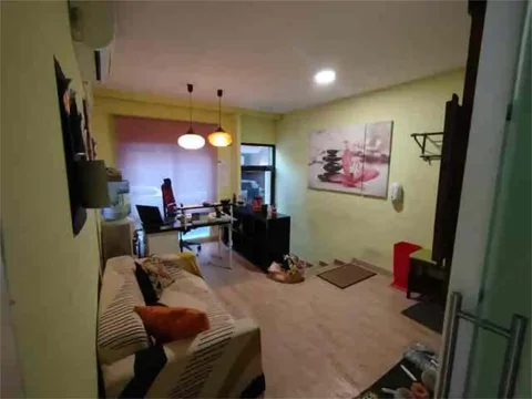 Local comercial en Ciudad Lineal - Foto 1