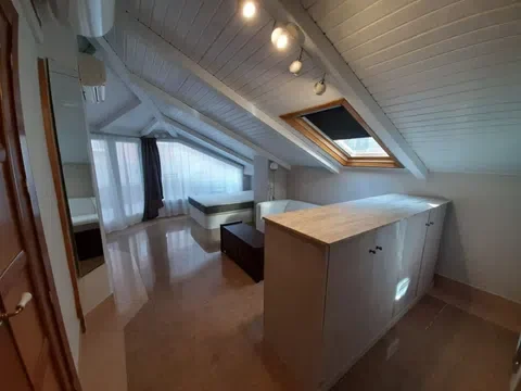 Ático en calle de Isabel la Católica, 19 - Foto 5