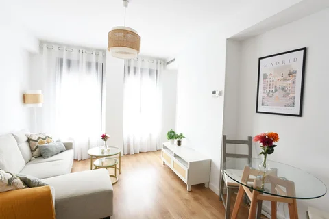 Piso en Barrio Tres Olivos - Valverde - Foto 4