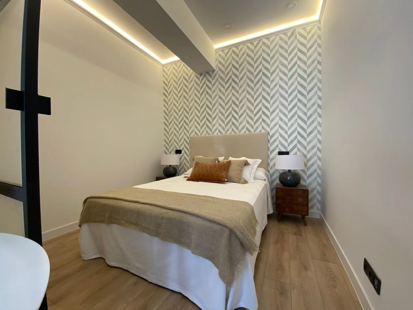 Estudio en calle de Fernán González, 79 - Foto 11