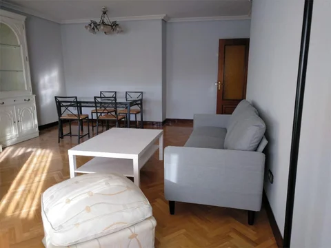 Piso en  Calle de Juan Esplandiú 4 - Foto 5