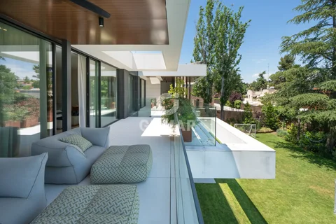 Chalet Independiente en Conde Orgaz, Madrid - Foto 19