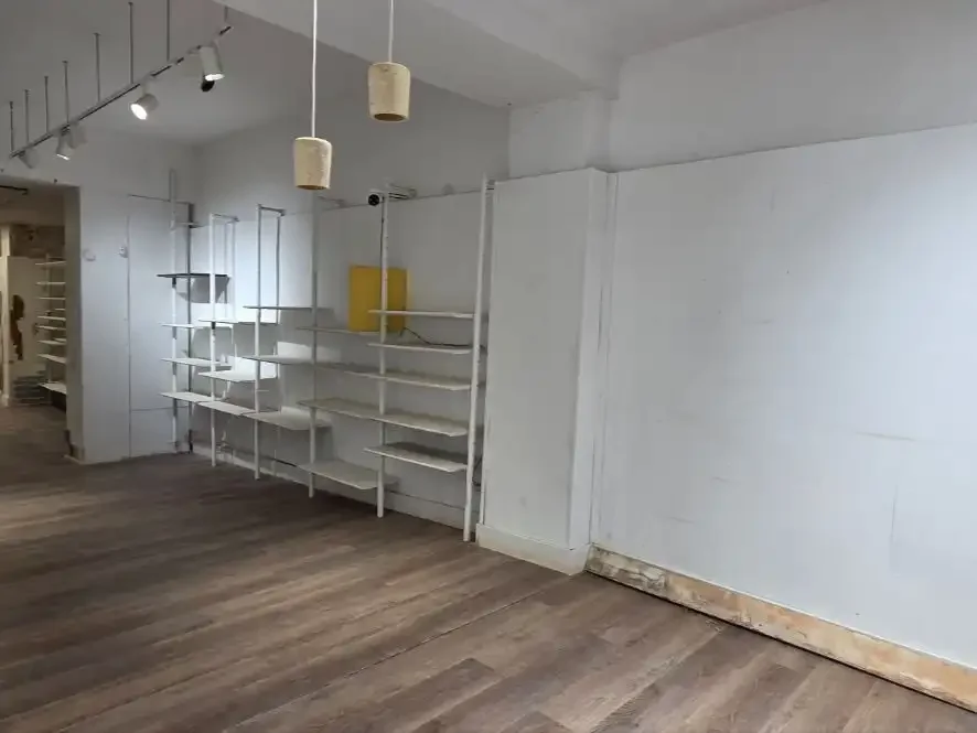Local comercial en  Carrer de Sant Pere Més Alt 64 - Foto 7