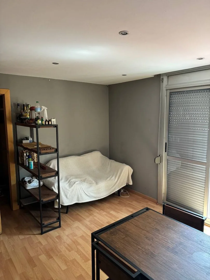 Piso en Calle de Rodes, 4, El Besòs - Foto 3