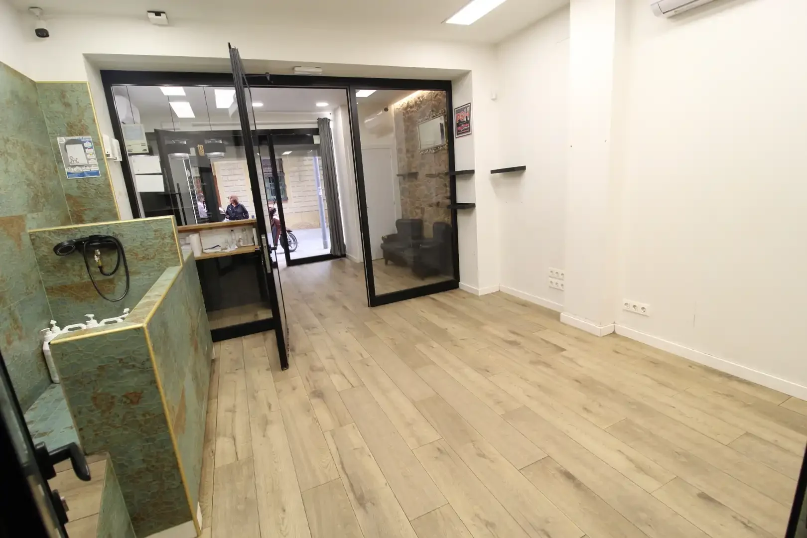 Local comercial en  Carrer de Servet - Foto 3