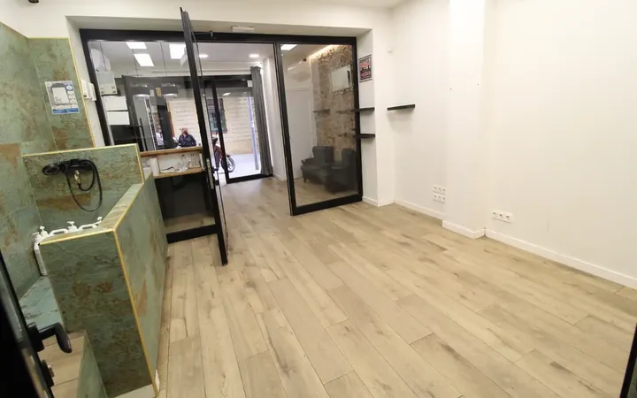 Local comercial en  Carrer de Servet - Foto 3