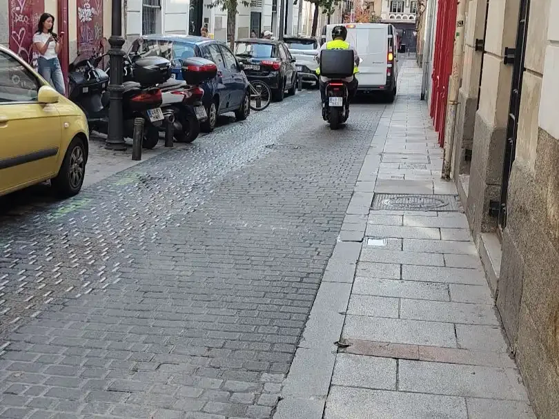 Piso en  Calle de San Lorenzo 7 - Foto 2