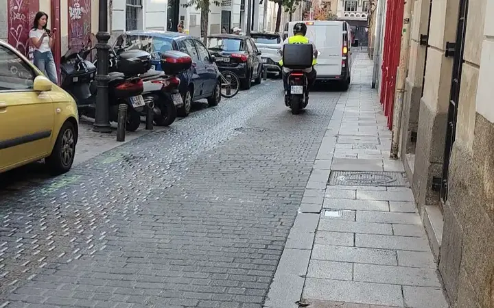 Piso en  Calle de San Lorenzo 7 - Foto 2