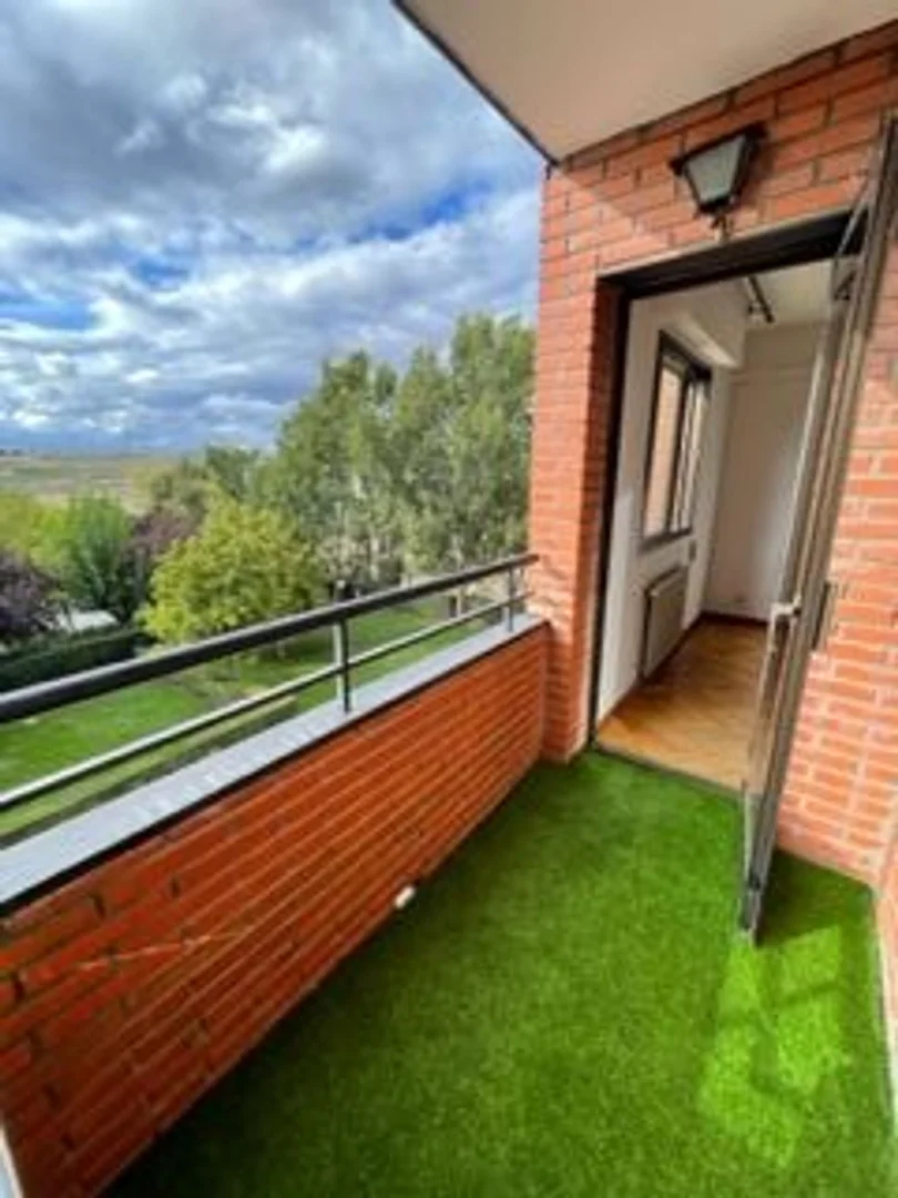 Piso en calle de Rosalía de Castro, 73