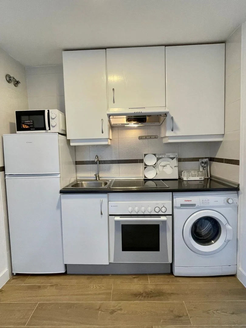 Estudio en calle de Algemesí, 26 - Foto 6