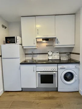 Estudio en calle de Algemesí, 26 - Foto 6