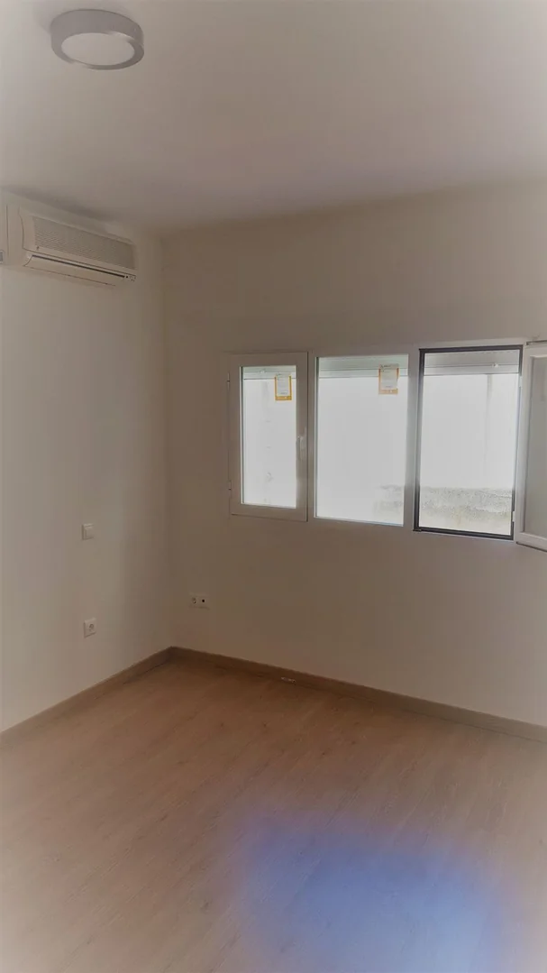 Piso en Calle de Fuendetodos, 28, Los Cármenes - Foto 5