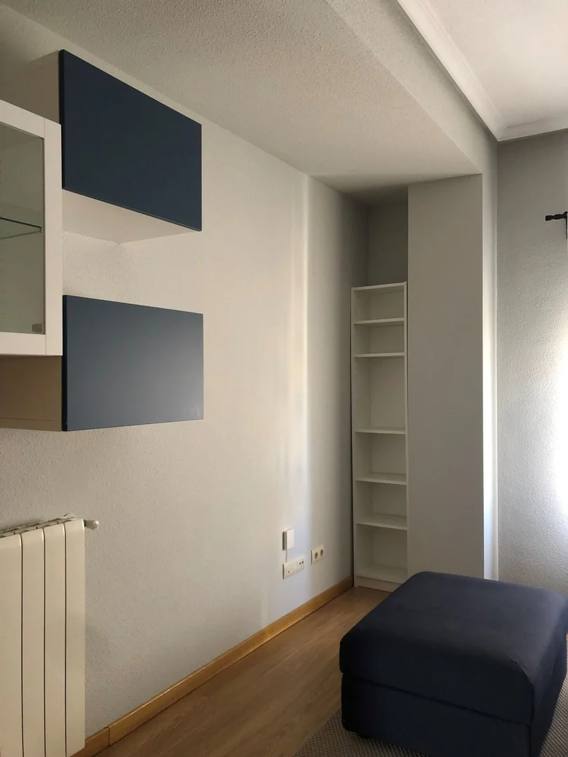 Piso en Calle del Divino Redentor, 20, Valdeacederas - Foto 3