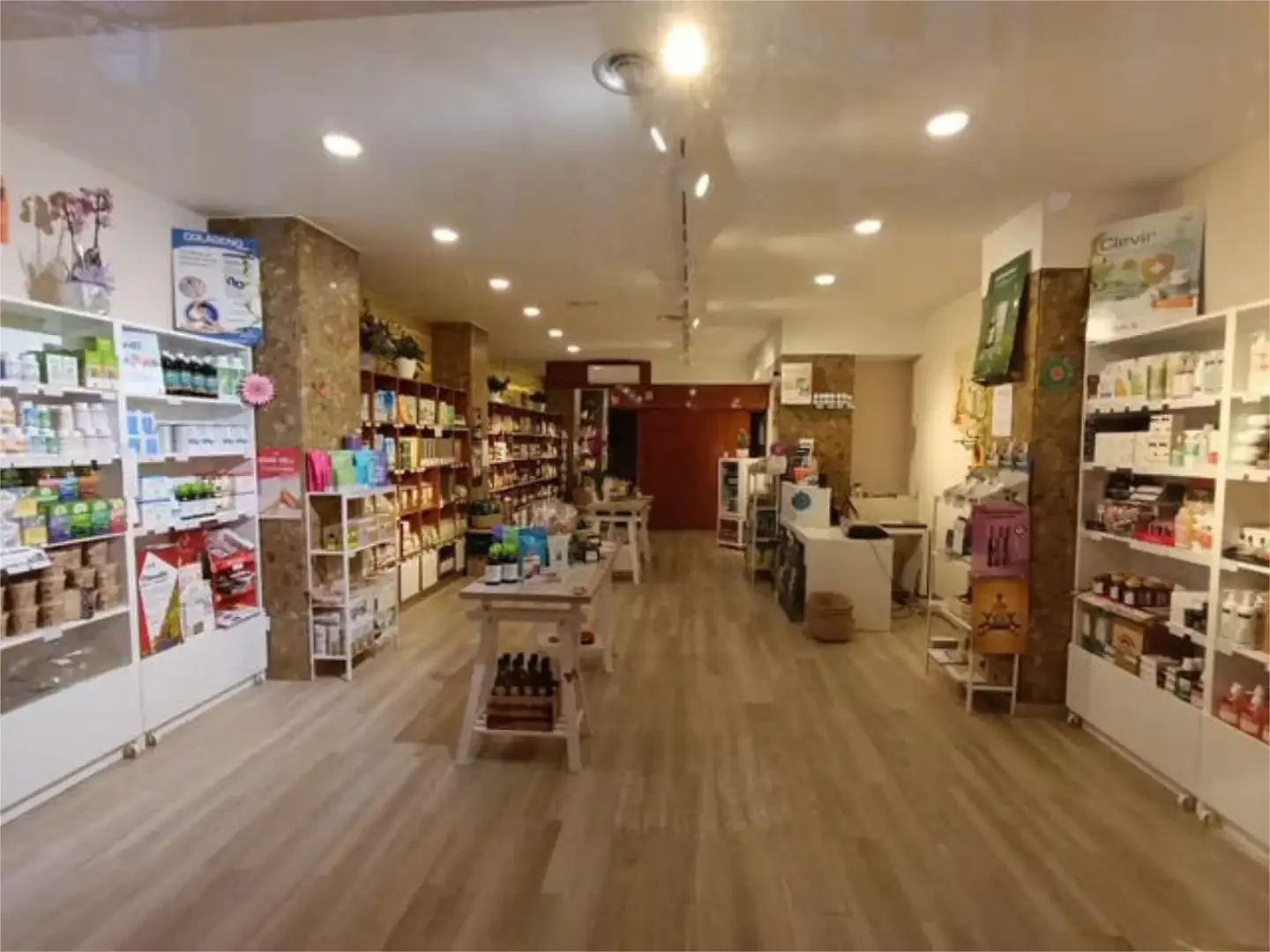 Local comercial en Eixample Esquerra - Foto 8