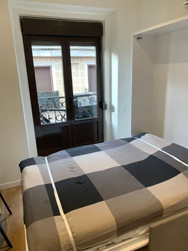 Estudio en calle de Pelayo, 28 - Foto 4