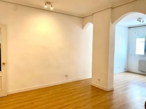 Piso en  Calle del General Oráa 18 - Foto 2