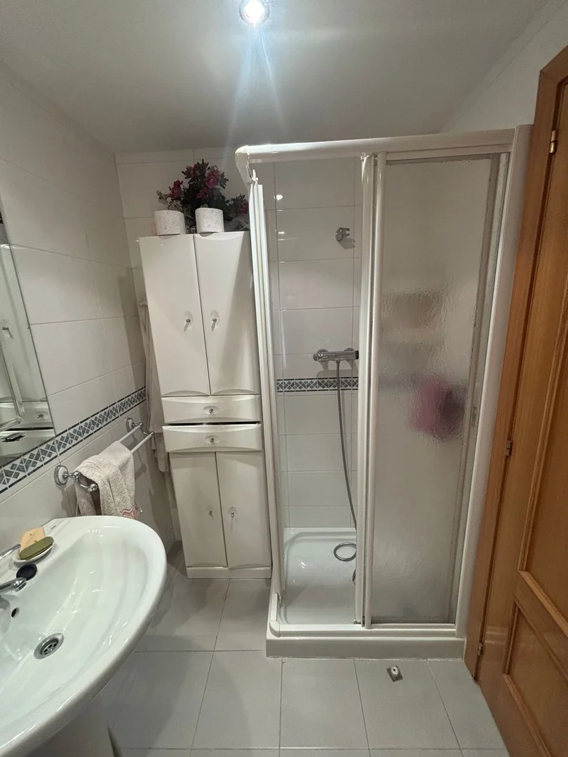 Piso en Calle de Eduardo Barreiros, 140, Villaverde Alto - Foto 2