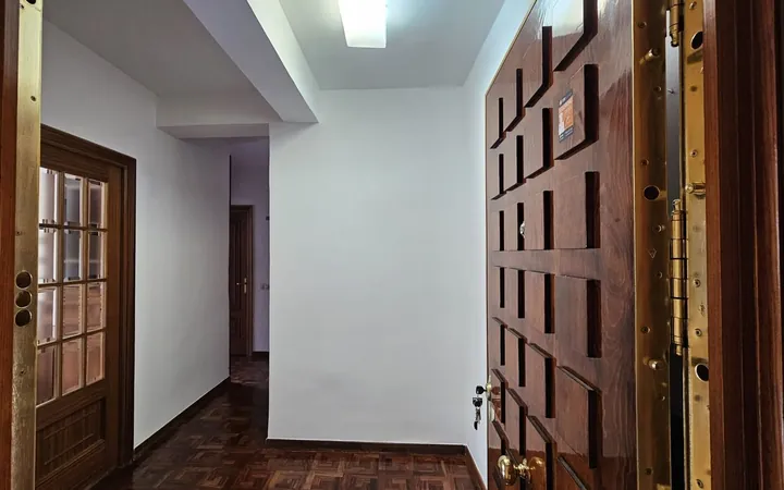 Piso en Calle de la Isla de Oza, 76, Ciudad Universitaria - Foto 2