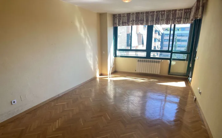 Piso en Calle Galeón, Alameda de Osuna - Foto 2