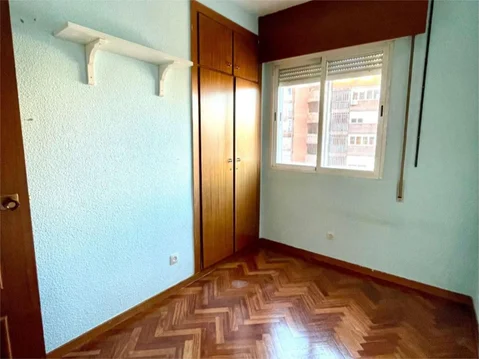 Piso en  Avenida de Burgos 37 - Foto 7