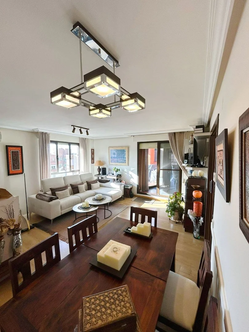 Piso en calle de Villasilos, 19