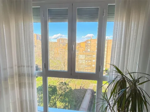 Piso en  Calle de la Codorniz 2 - Foto 5