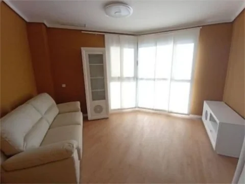 Piso en  Avenida de las Suertes 55G - Foto 2