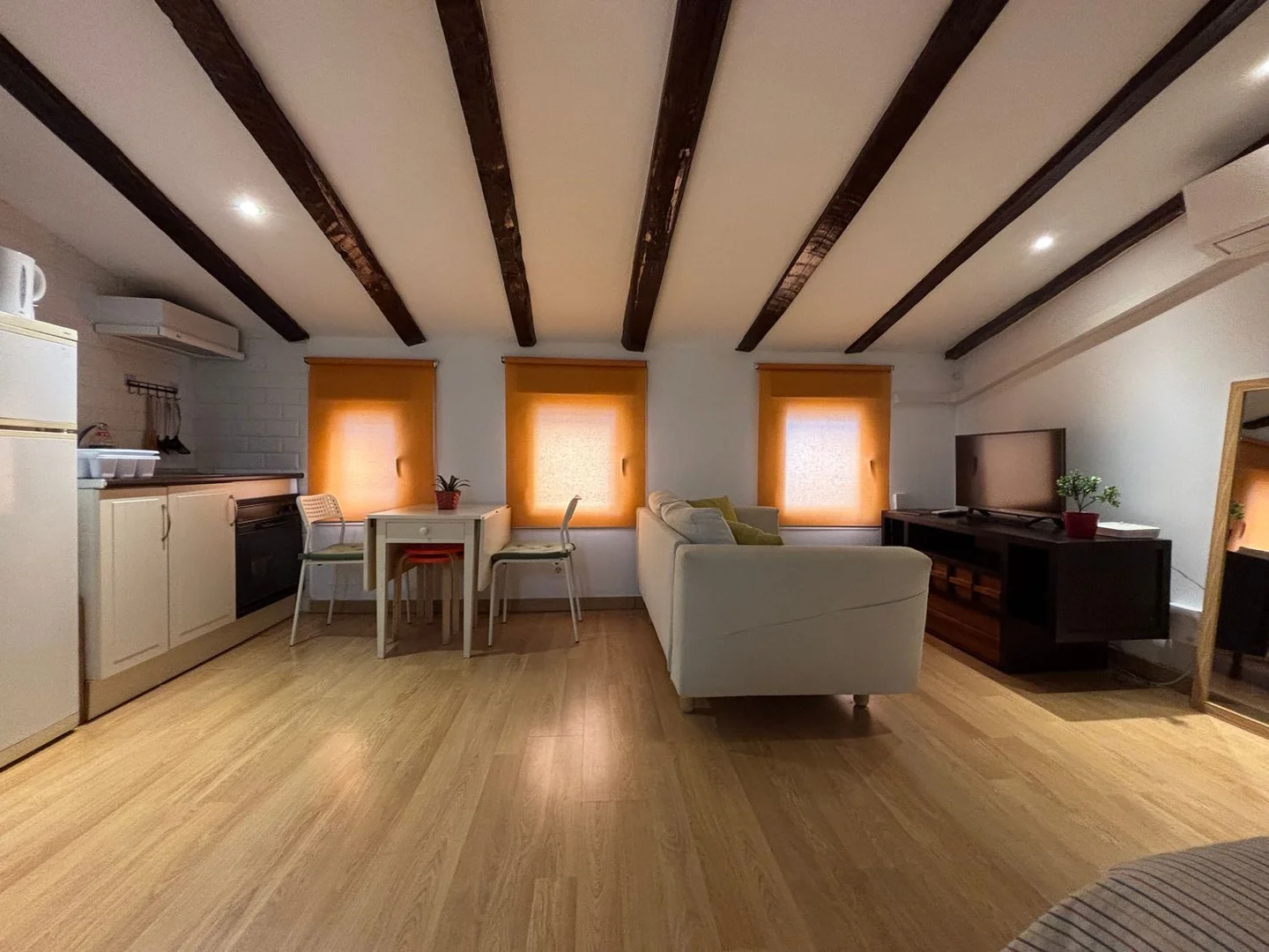 Estudio en calle de Hortaleza, 56 - Foto 2