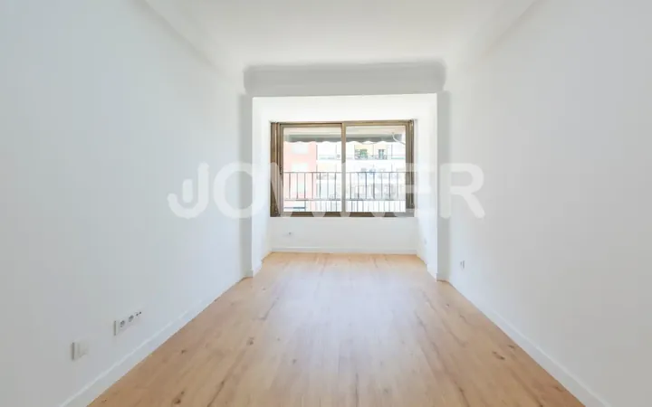 Piso en  Calle de la Virgen del Coro - Foto 2