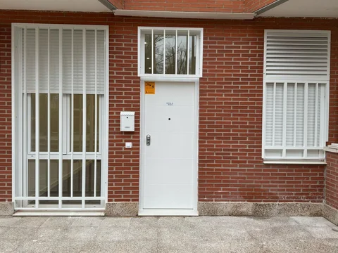 Piso en Calle de Luis de Hoyos Sainz - Foto 1