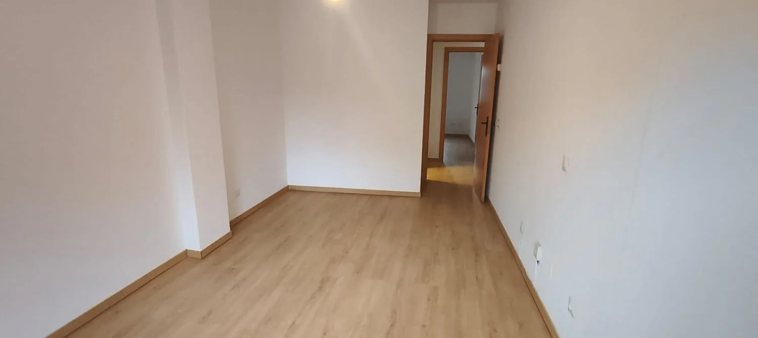 Piso en calle de Indalecio Fernández, 28 - Foto 2