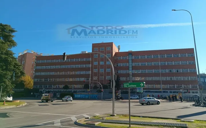 Piso en Zofío - Foto 1