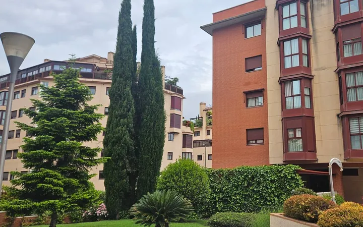 Piso en Calle de Fernando VII - Foto 1
