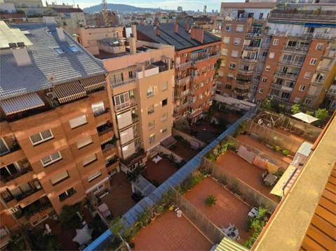 Piso en  Barcelona Capital - Foto 31