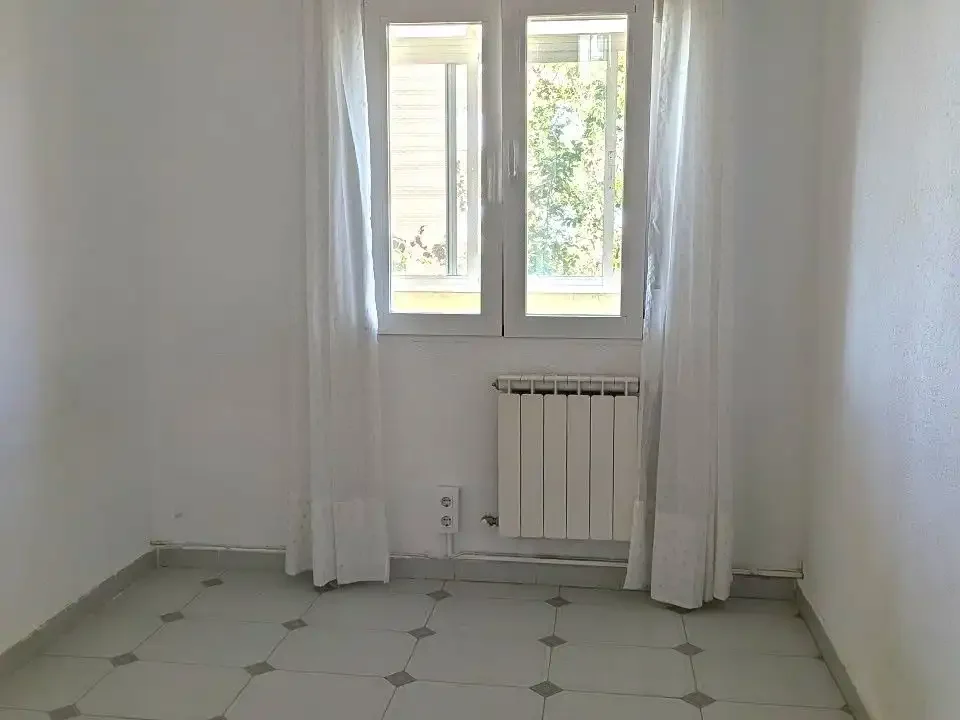 Piso en  Calle Adanero 14 - Foto 4