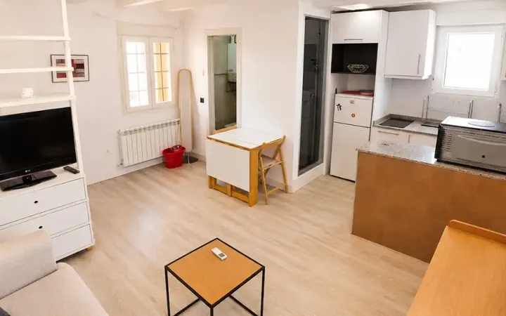 Apartamento en  Calle del Amparo 25 - Foto 1