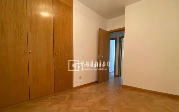 Piso en Calle de Boadilla del Camino, Las Tablas - Foto 14